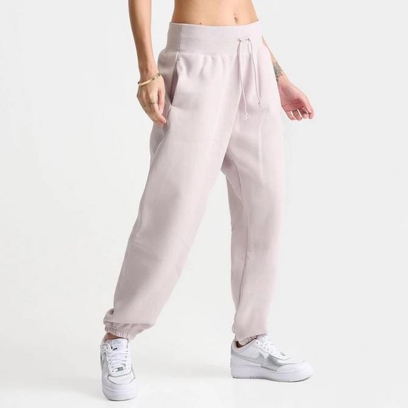 Nike Light Pink Joggers - Picture 5 of 11